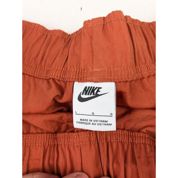 Nike Women's Loose Fit High Rise Woven Shorts - Picture 3 of 5